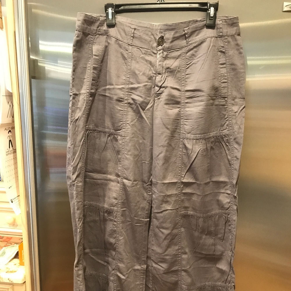 XCVI grey cropped ruching pant